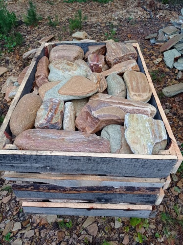 Златолит жёлтый, жёлто-зелёный глыбки и валуны для ланшафтного дизайна купить в Реутове