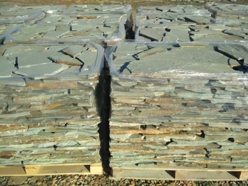 Плитняк златолит зелёный для цоколя, отмостки купить в Реутове