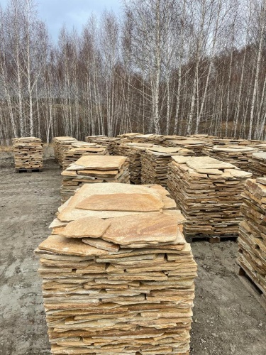 Плитняк златолит жёлтый для фасада 1,5-3 см купить в Реутове