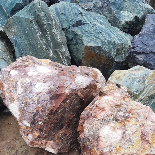 Ландшафтные глыбы красно-фиолетовые 200-1000 килограмм купить в Реутове