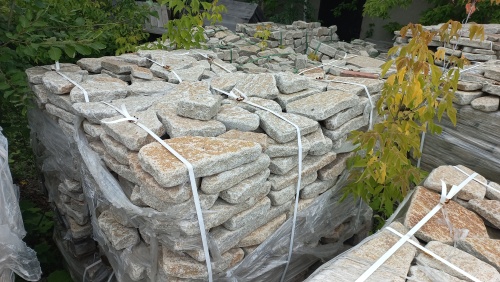 Гранитный плитняк галтованный для парковки купить в Реутове