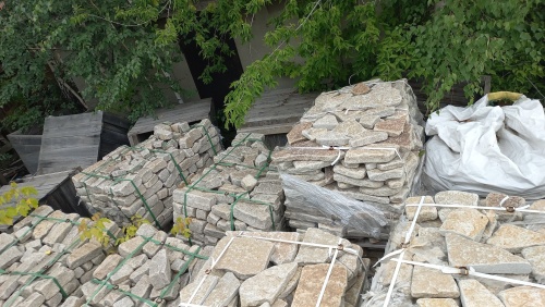 Гранитный плитняк галтованный для парковки купить в Реутове