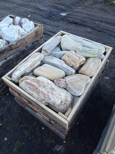 Златолит жёлтый, жёлто-зелёный глыбки и валуны для ланшафтного дизайна купить в Реутове