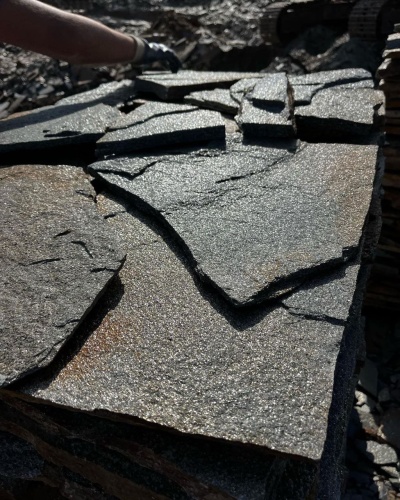 Плитняк златолит серебристый для фасада купить в Реутове