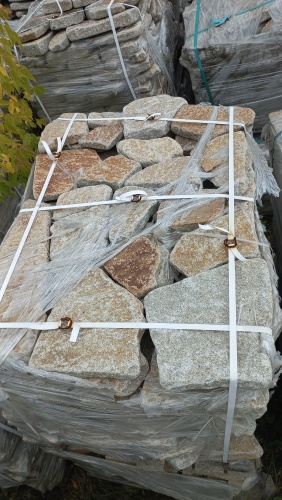 Плитняк галтованный гранитный для ландшафтного дизайна купить в Реутове