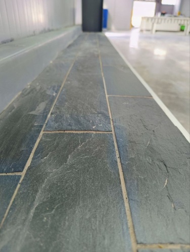 Плитка чёрная из натурального камня фасадная 30 см * 5 см, толщина 7 мм -30 мм купить в Реутове