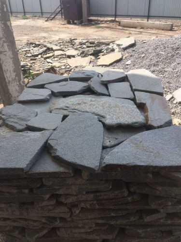 Златолит серебристый галтованный для лестниц купить в Реутове